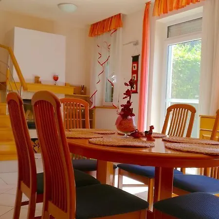 Aurora Premium Nyaraló